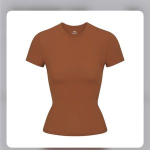 Skims fit everybody top